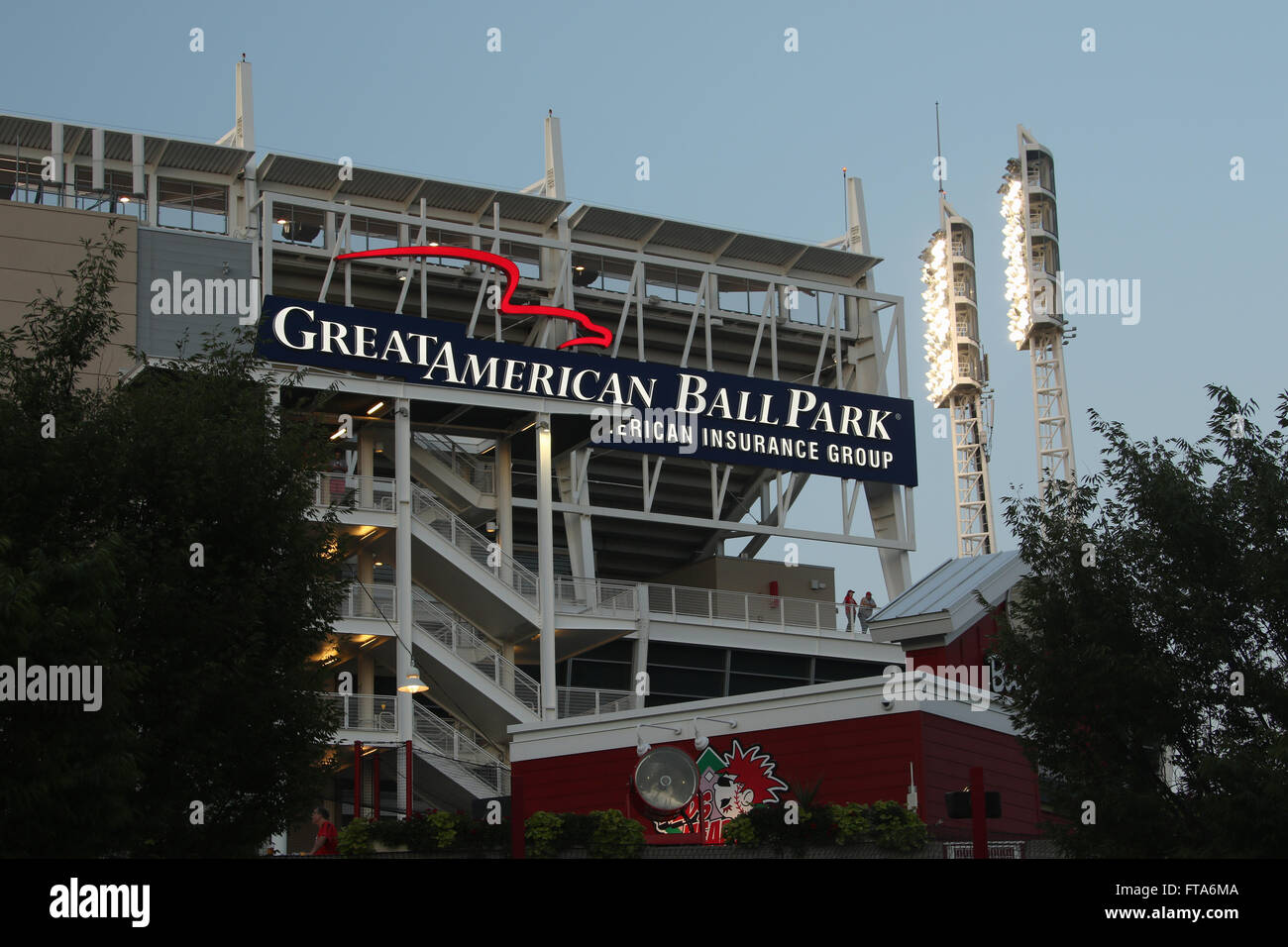 Great American Ball Park presentato dal Great American Insurance Group segno sul Baseball Stadium. Cincinnati, Ohio, Stati Uniti d'America. Foto Stock