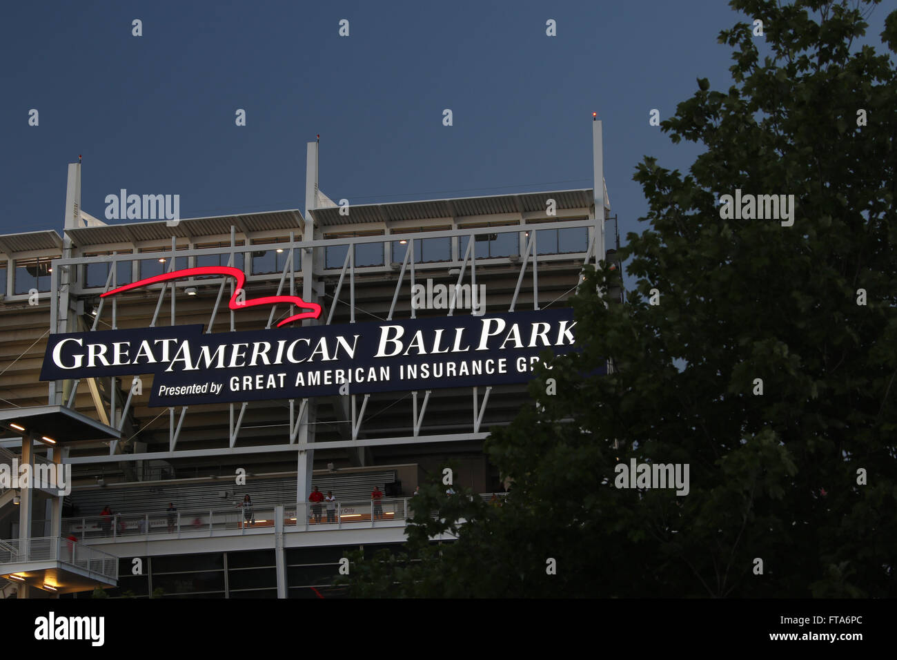 Great American Ball Park presentato dal Great American Insurance Group segno sul Baseball Stadium. Cincinnati, Ohio, Stati Uniti d'America. Foto Stock