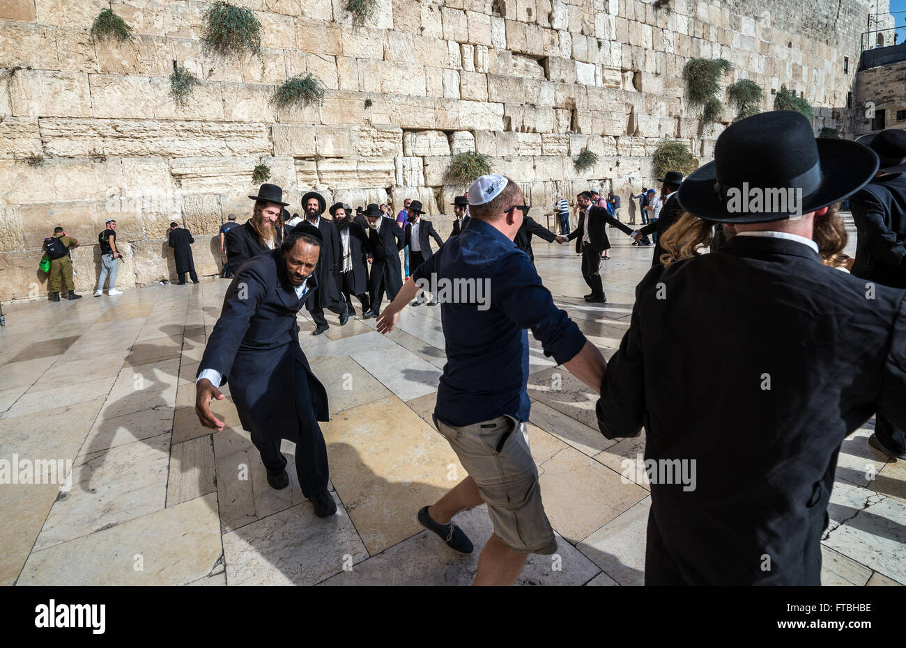 Danza degli ebrei Immagini e Fotos Stock - Alamy