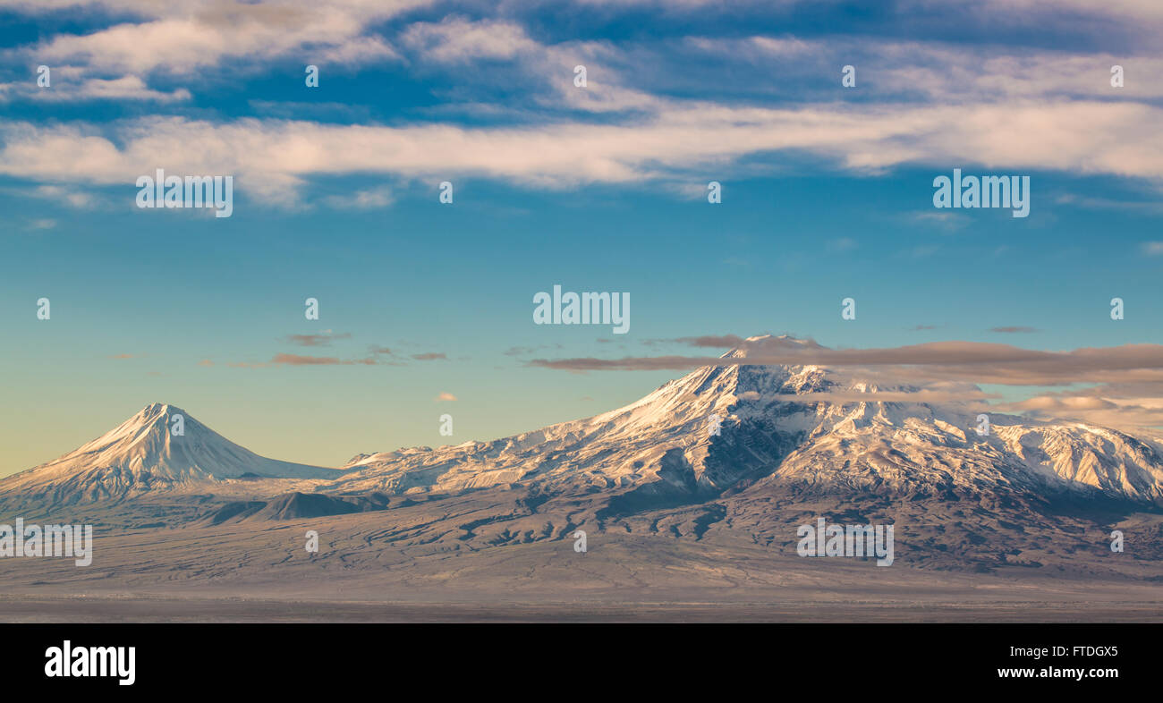 Il monte Ararat in Armenia. Alba sul Monte Ararat in Armenia Foto Stock