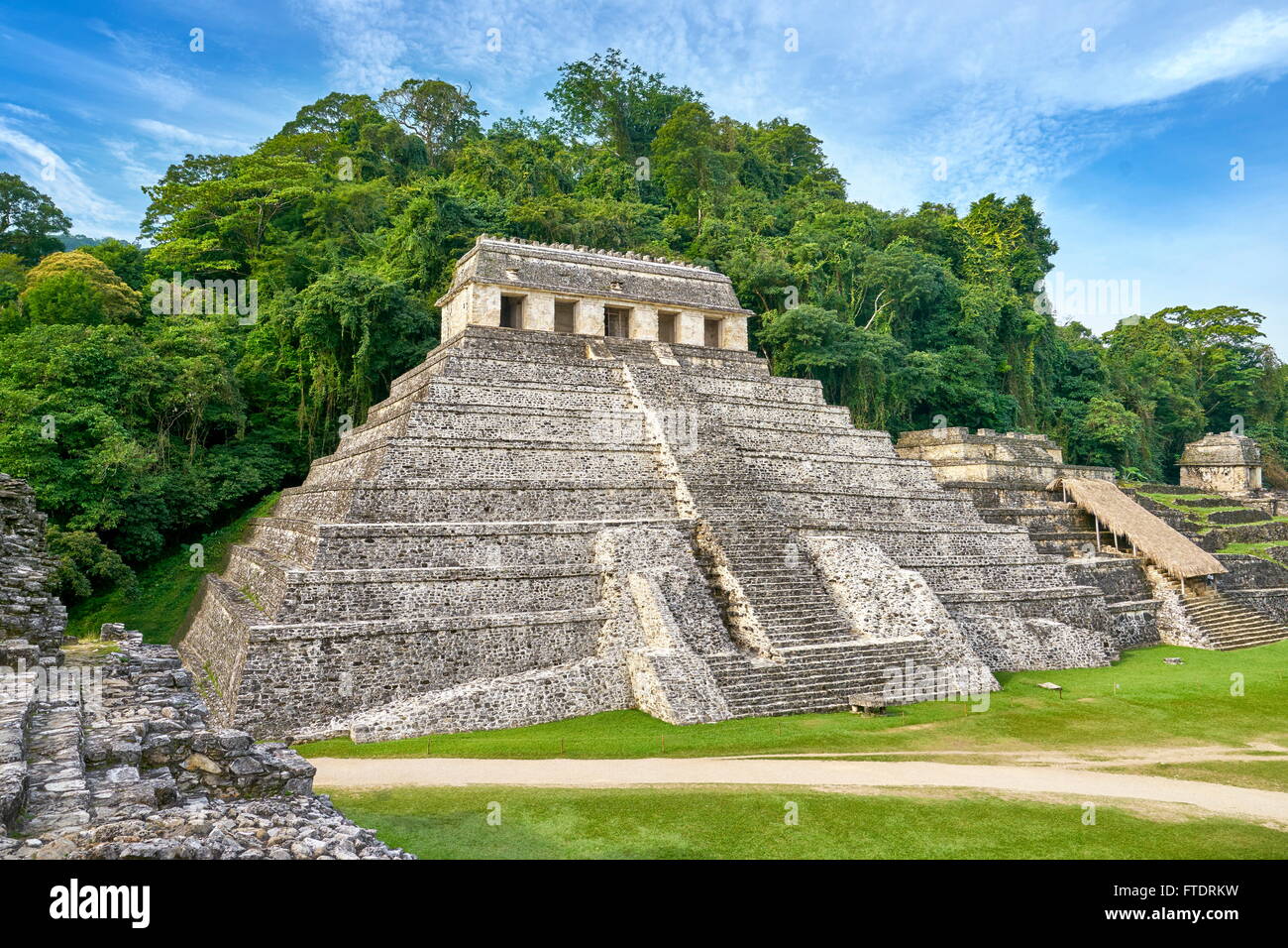 Palenque sito archeologico - il tempio di iscrizioni, rovine Maya, Messico, UNESCO Foto Stock