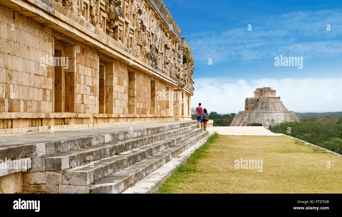 Le antiche rovine Maya, Convento un quadrangolo Uxmal sito archeologico, Yucatan, Messico Foto Stock