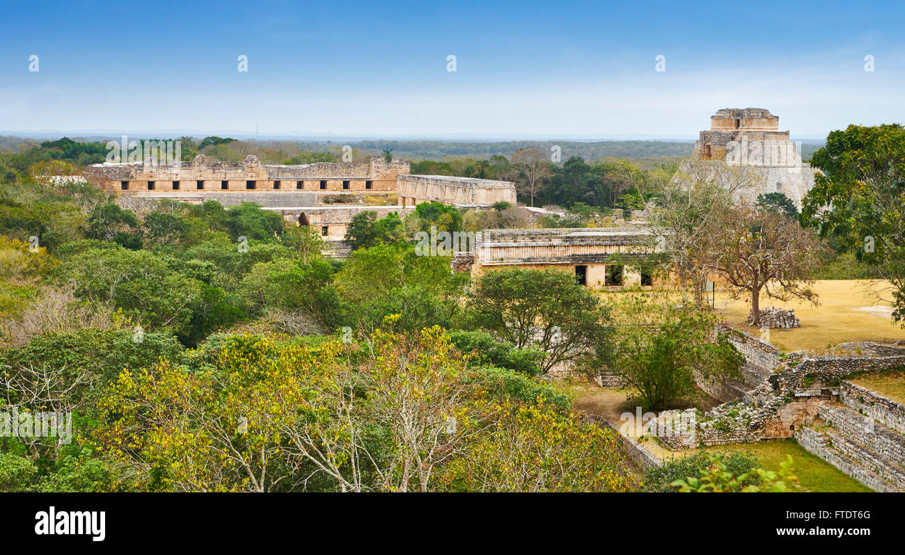 Le antiche rovine Maya, Convento un quadrangolo Uxmal sito archeologico, Yucatan, Messico Foto Stock