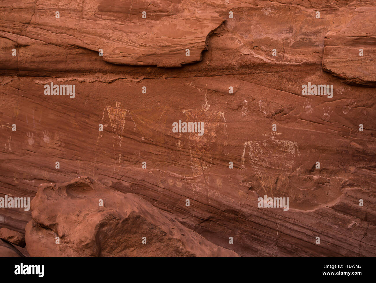 Native American incisioni rupestri in Monument Valley. Foto Stock