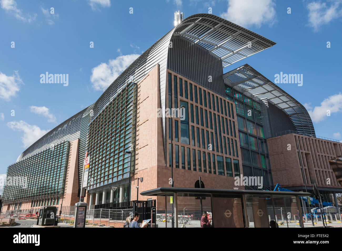 Francis Crick Institute di King Cross a Londra, Inghilterra, Regno Unito Foto Stock