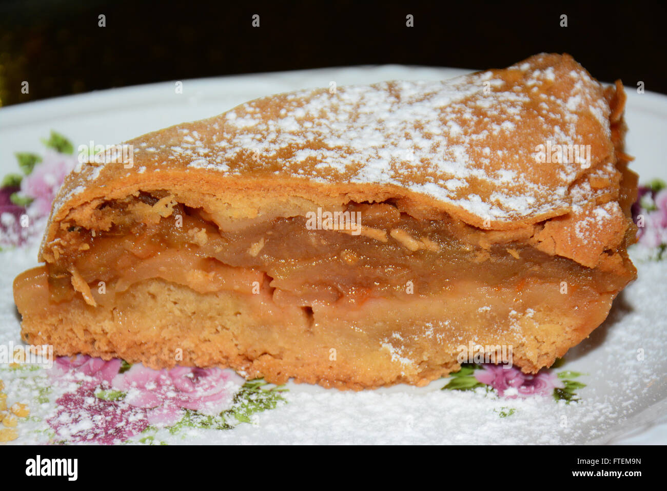 La torta di mele, pronto a mangiare Foto Stock