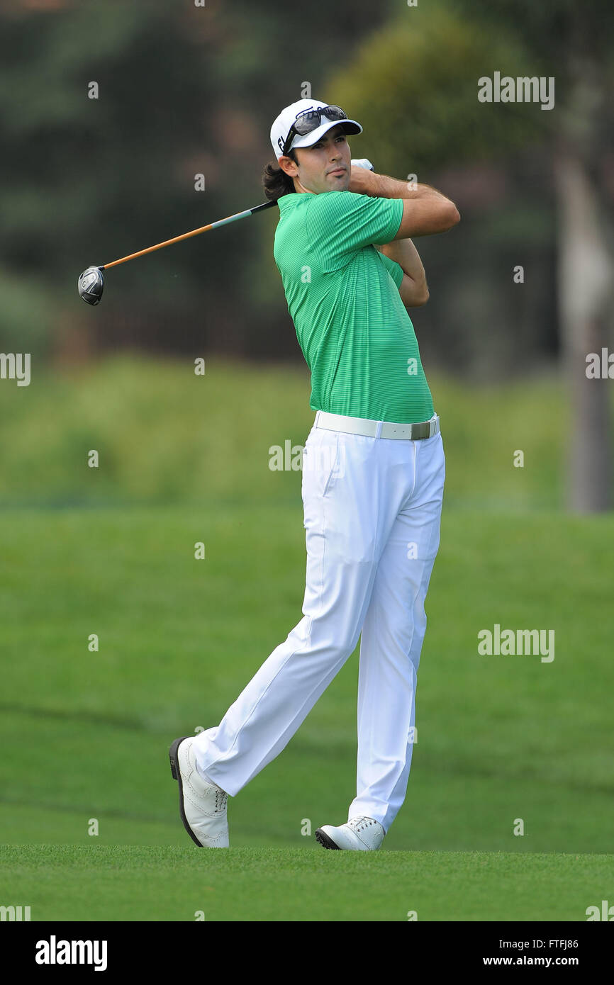 Palm Beach Gardens, Fla, STATI UNITI D'AMERICA. 1 Mar 2012. Cameron Tringale durante il primo turno della Honda Classic a PGA National il 1 marzo 2012 in Palm Beach Gardens, Fla. ZUMA PREMERE/ Scott A. Miller. © Scott A. Miller/ZUMA filo/Alamy Live News Foto Stock