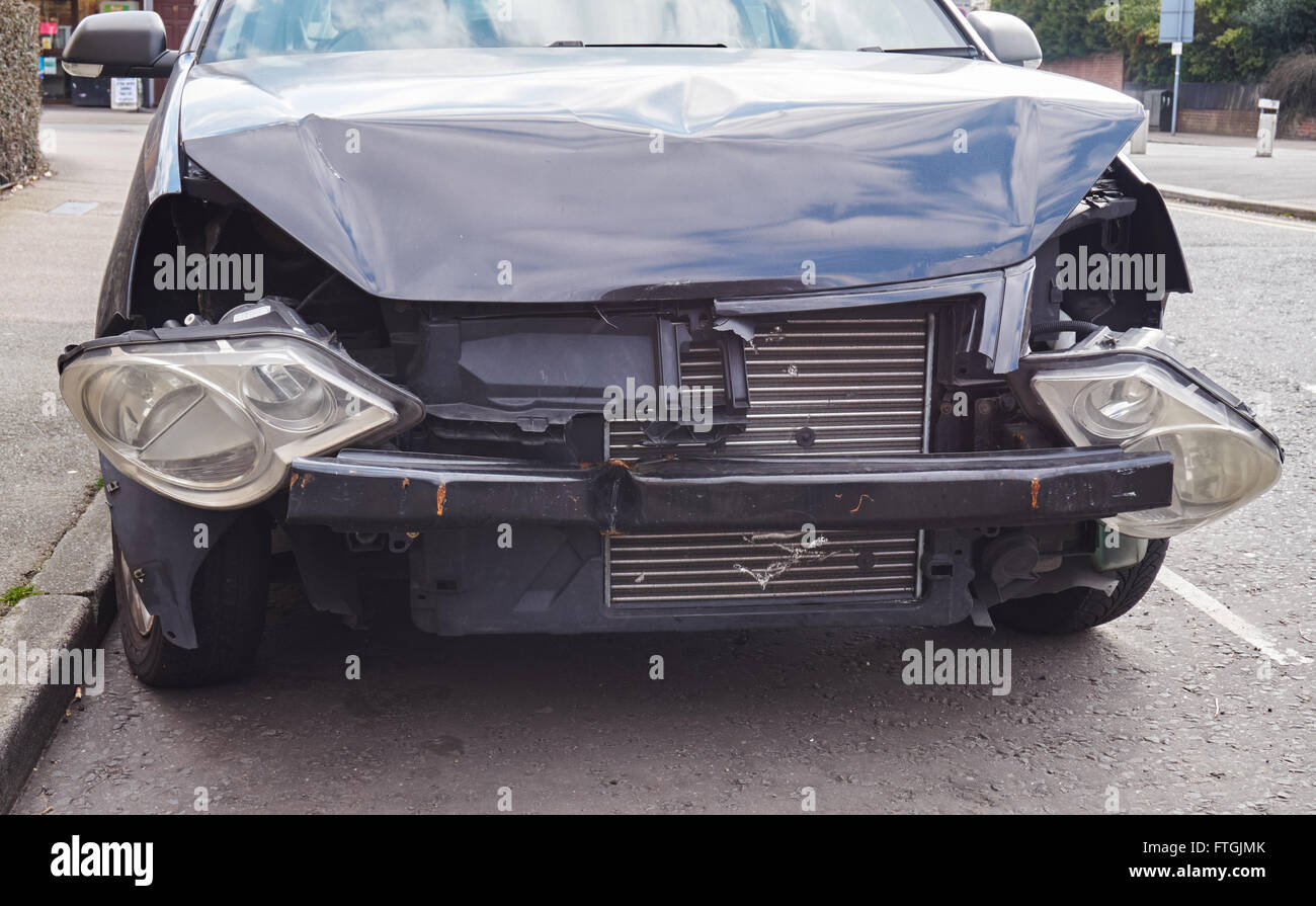 Auto danneggiata in caso di incidente Foto Stock