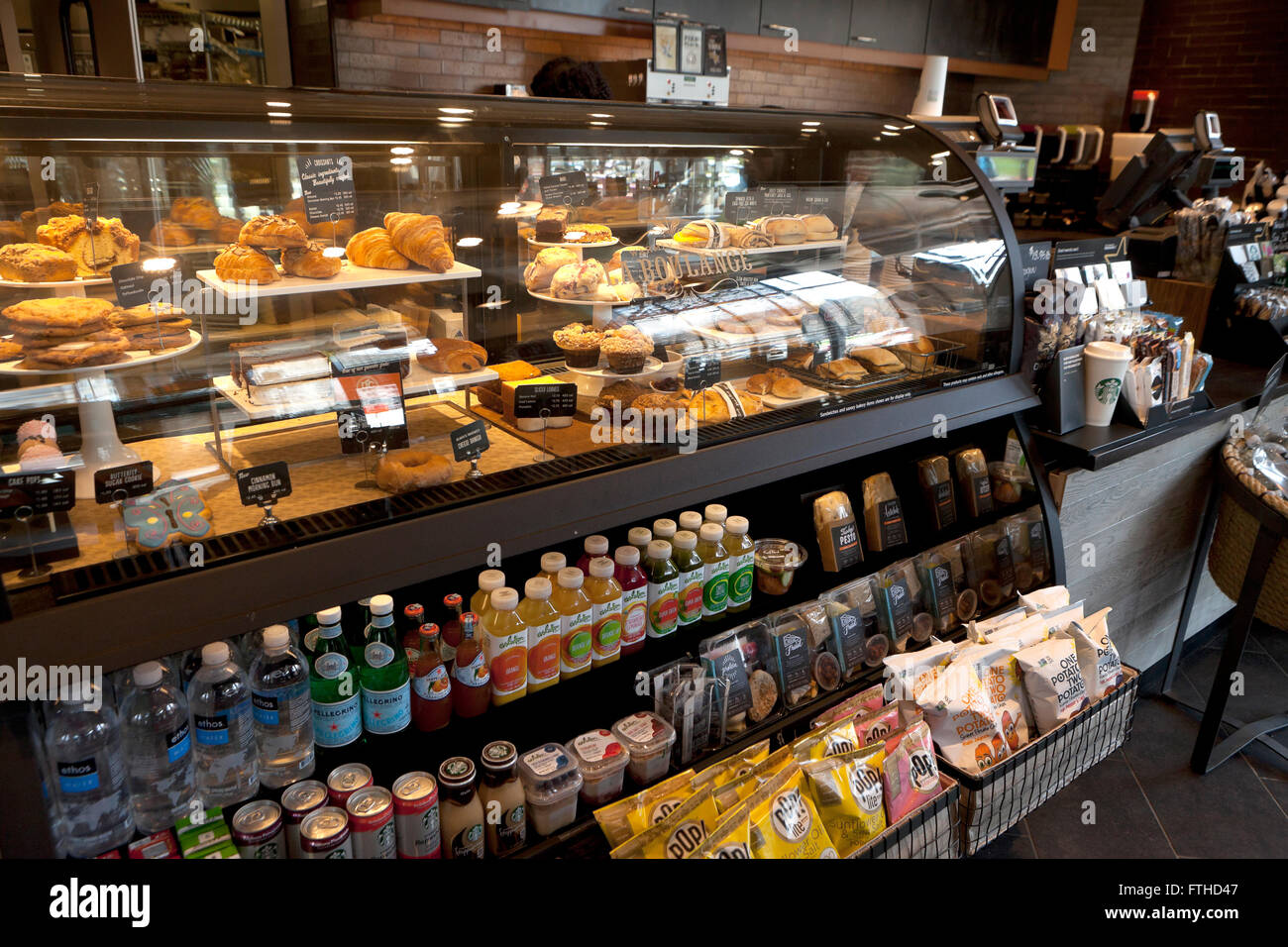 Starbucks dolci e bevande bottiglia vetrina - USA Foto Stock