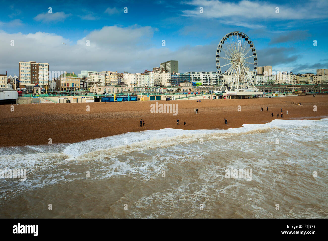 Pomeriggio di primavera sulla spiaggia di Brighton, East Sussex, Inghilterra. Foto Stock