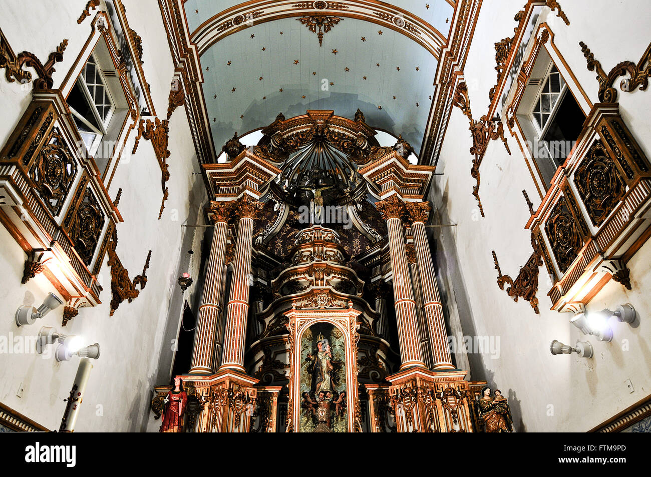 Dettaglio dell'altare della Madonna del Pilar Chiesa - Distretto di commercio - Città Bassa Foto Stock