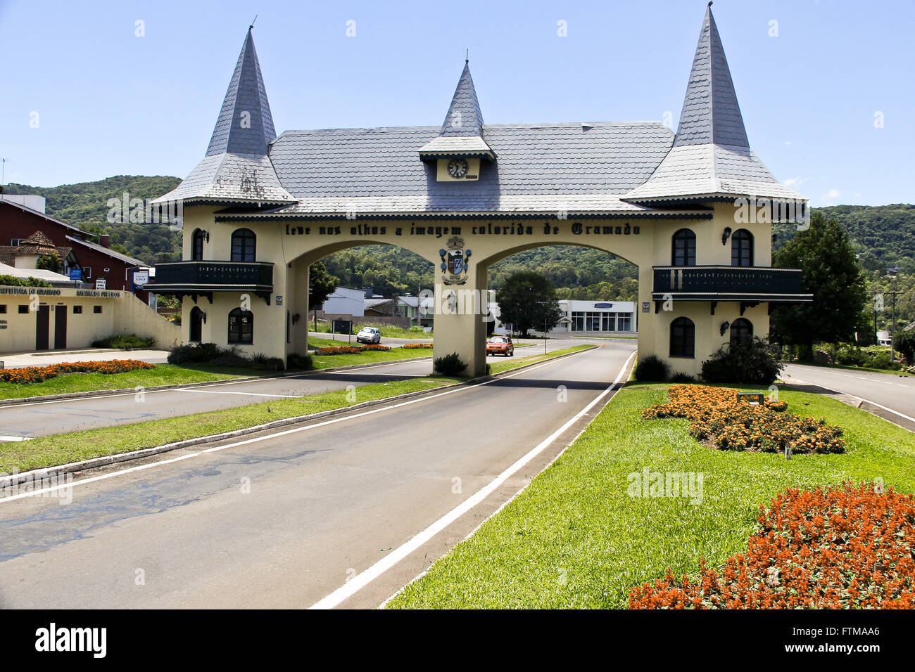 Portico città - Entrata Via Taquara - aperto nel 1991 in stile normanno Foto Stock