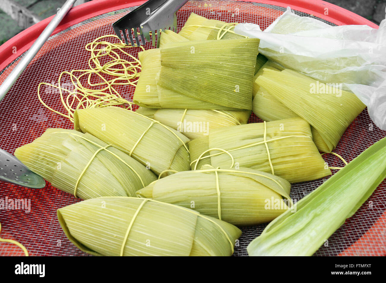 Commercio di tamales in fiera aperto città di Sao Lourenco Foto Stock