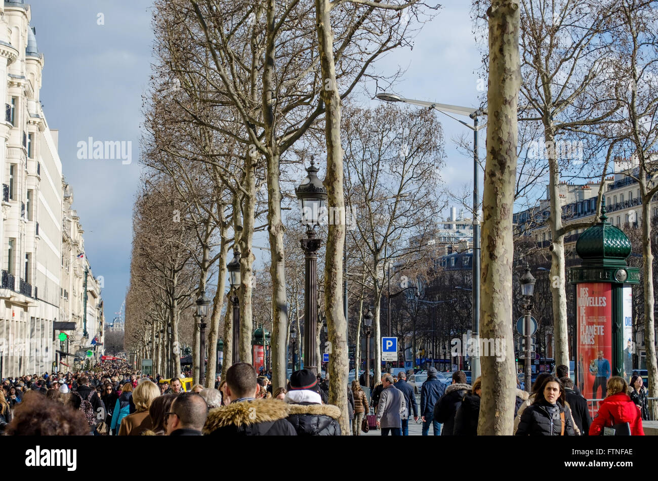 Gli Champs Elysees, Parigi, Francia Foto Stock