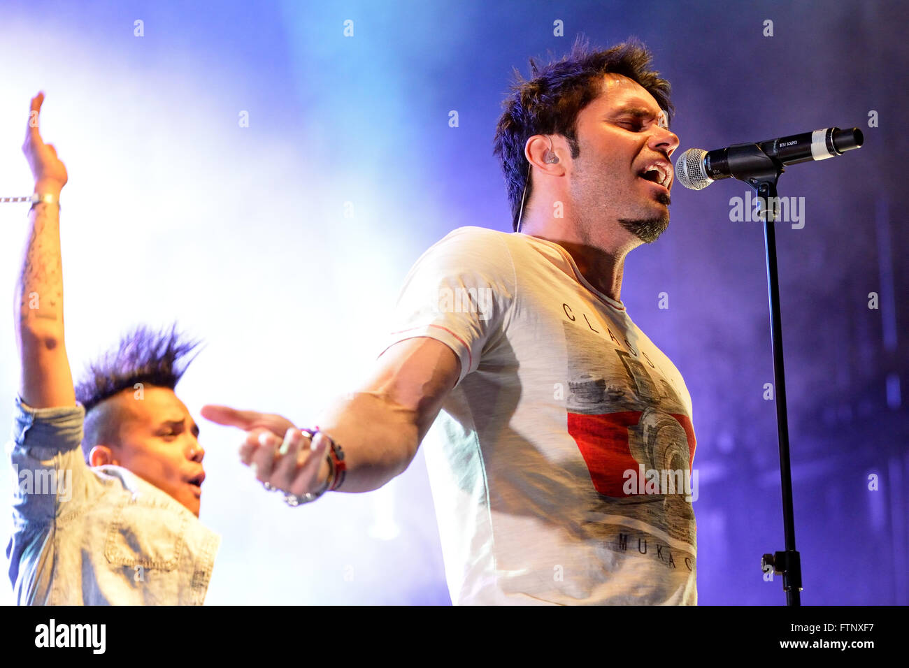 Barcellona - 23 Maggio: Robert Ramirez (banda) in concerto a Primavera Festival Pop da Los 40 Principales. Foto Stock