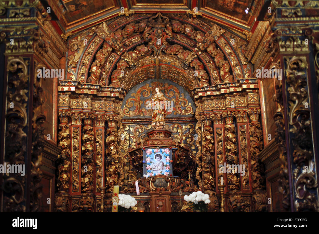 Altare Maggiore della Chiesa di Nostra Signora - Costruzione 1717 - Siderurgica quartiere - Sabara Foto Stock