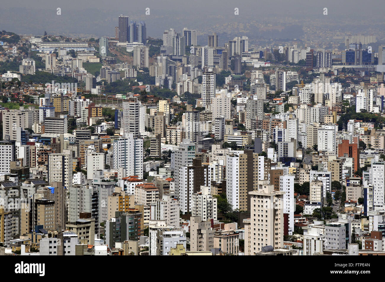 Vista del centro-sud della regione di Belo Horizonte da Lookout Mangabeiras - MG Foto Stock
