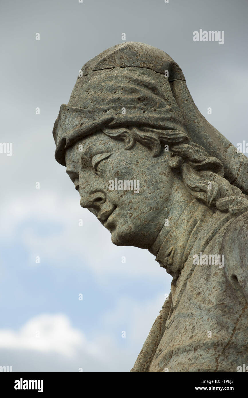 Dettaglio della scultura del profeta Amos nel sagrato della Basilica del Bom Jesus Matozinhos Foto Stock