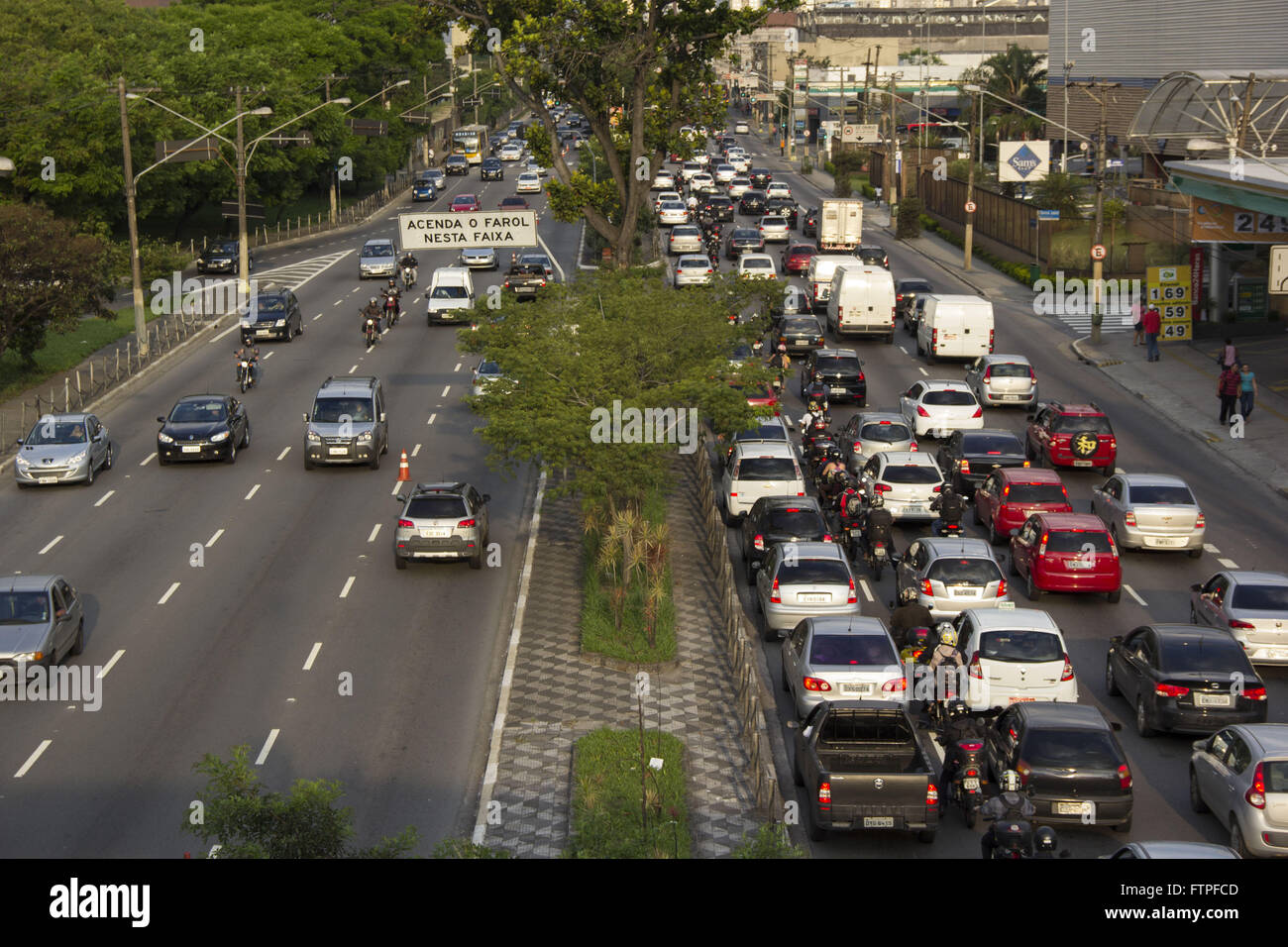 La congestione Avenue Alcantara Machado meglio noto come Leste radiale Foto Stock