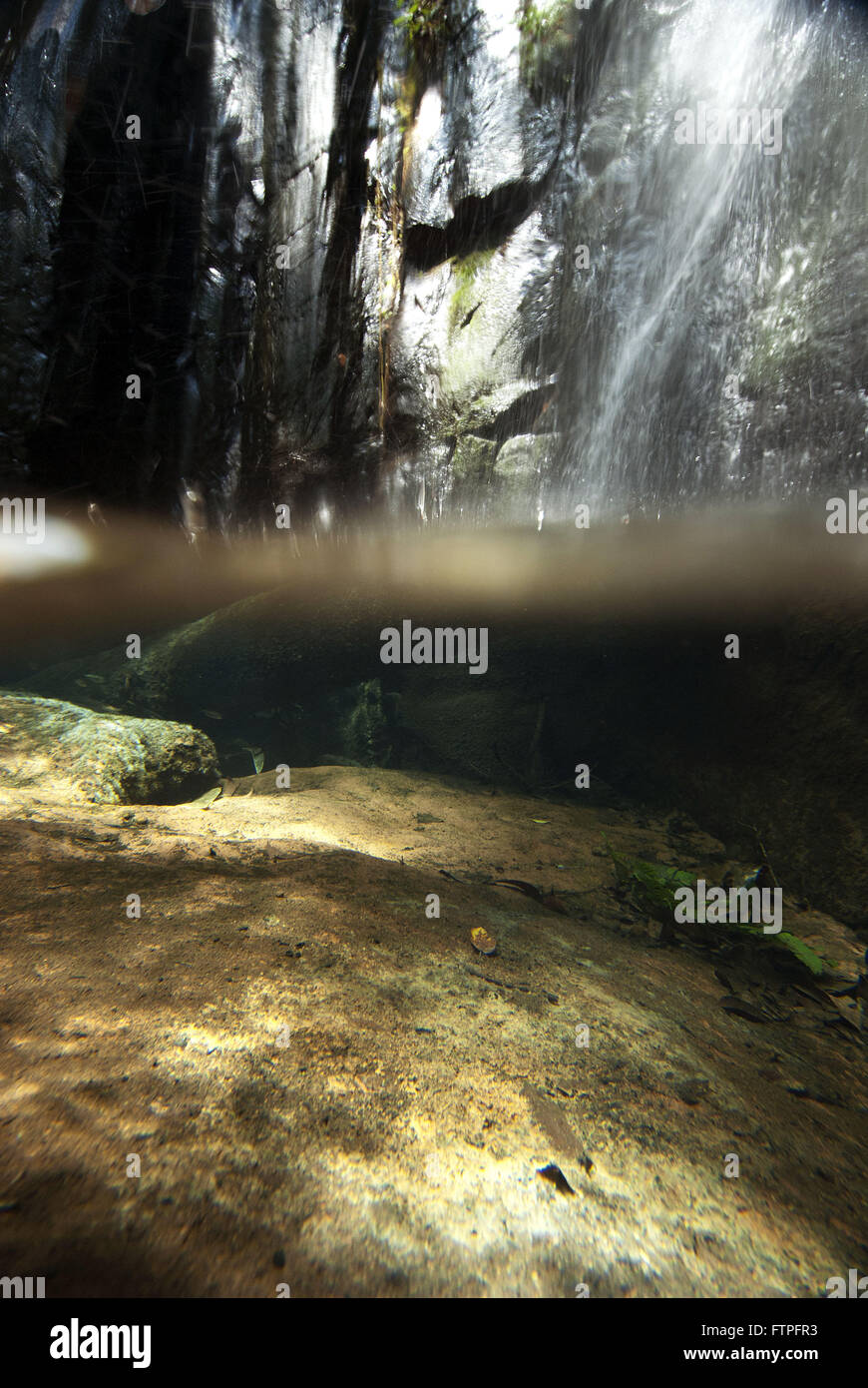 La cascata nel santuario ecologico di Pedra Caida Foto Stock