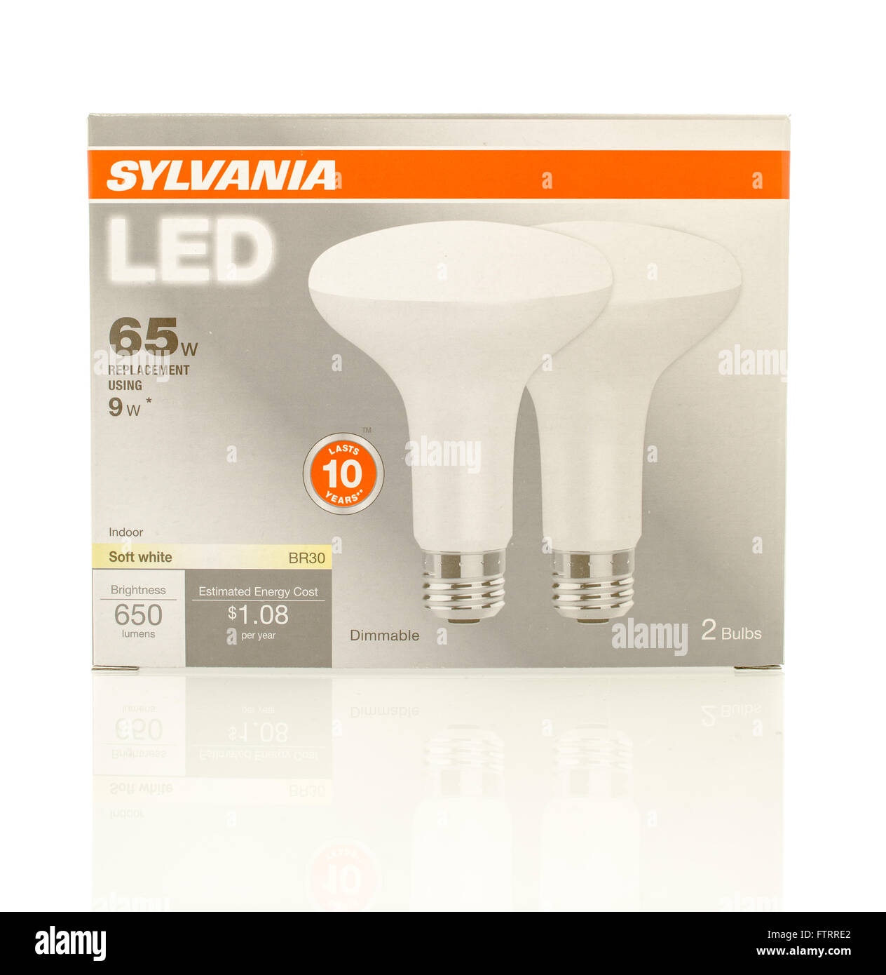 Winneconne, WI - 29 Marzo 2016: una scatola di 60W con lampadine a LED realizzato da Sylvania Foto Stock