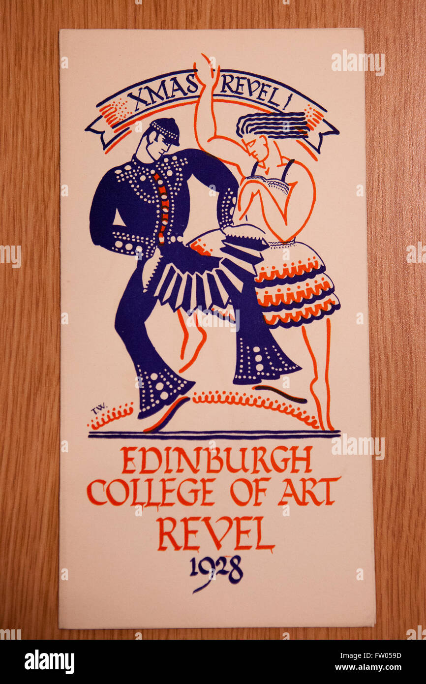Edimburgo. La Scozia. Il 31 marzo, 2016. Edinburgh College of Art's annualmente Revel, che risale al 1909, riunisce il personale e gli studenti per una festa a tema con gli scenari e i costumi, spettacoli e balli. Nella foto poster di Edinburgh College of Art. Pak@ Mera/Alamy Live News Foto Stock