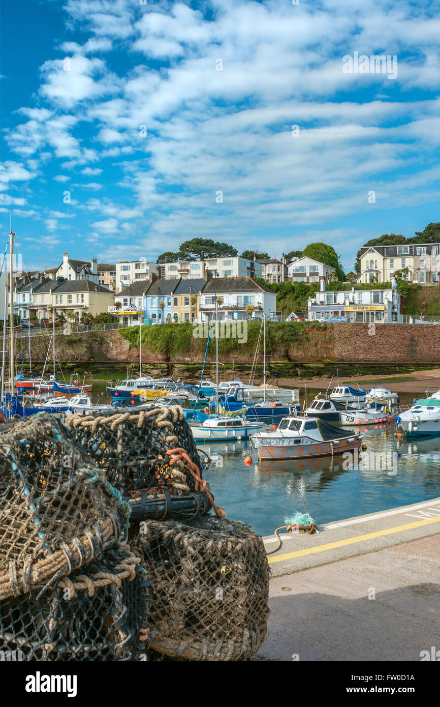 Trappole di aragosta presso il porto di pesca di Paignton, Torbay, Devon, Inghilterra, Regno Unito Foto Stock