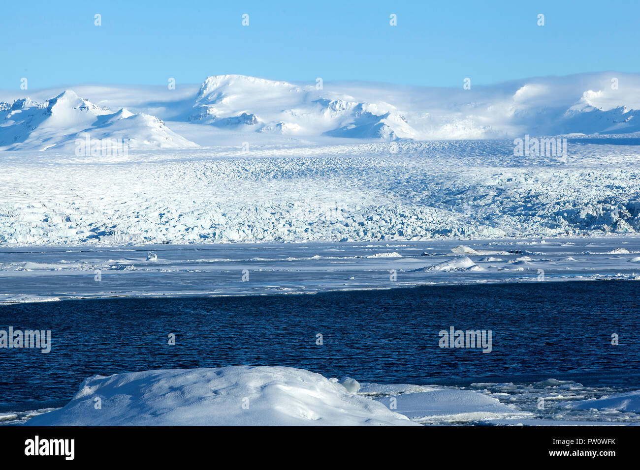 Laguna glaciale Jokulsarlon a Vatnajokull in Islanda Foto Stock