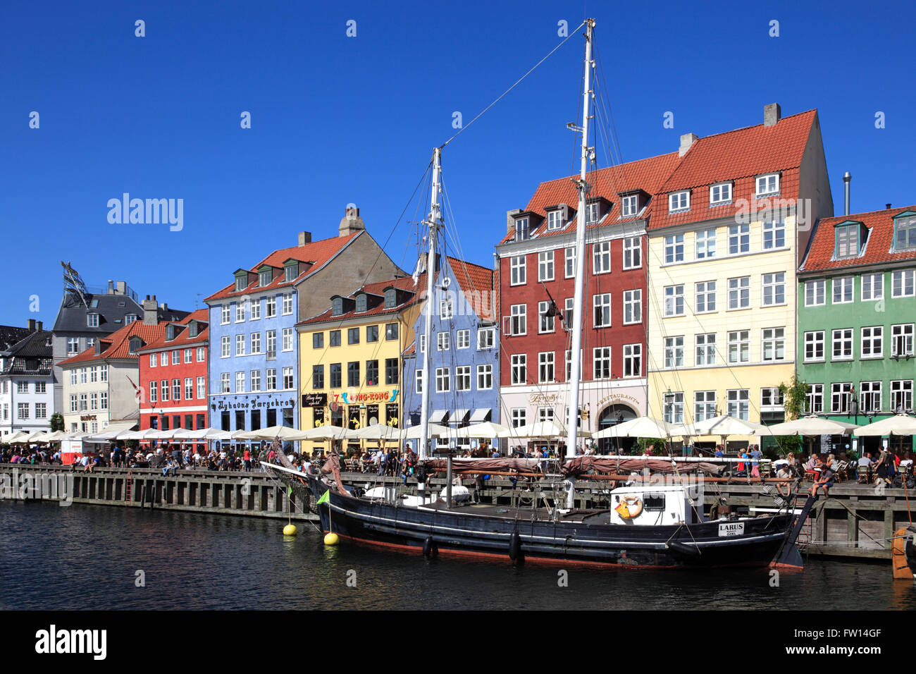 Nyhavn canal a Copenhagen, Danimarca Foto Stock