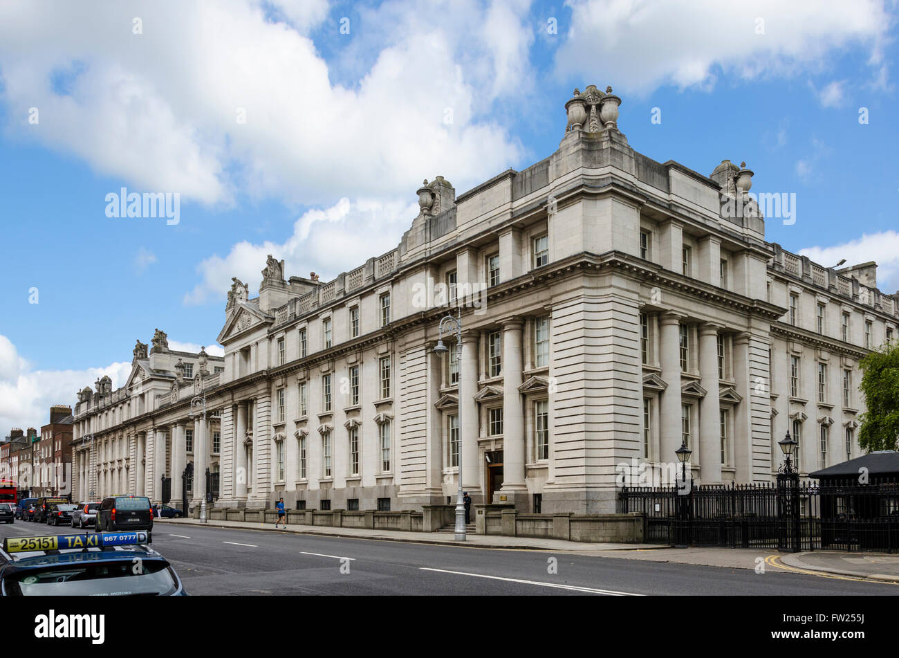 Gli edifici del governo, Merrion Street Upper, Dublino, Irlanda Foto Stock