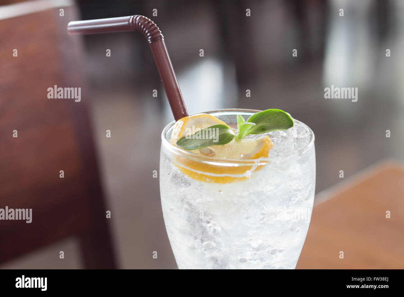 Bicchiere di miele ghiacciata soda al limone, stock photo Foto Stock