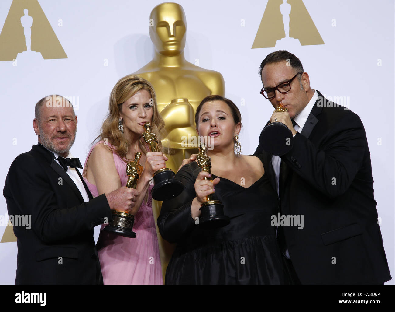 La 88th Oscar live dal Dolby Theatre - Sala stampa dotata di: Steve Golin, Blye Pagon Faust, Nicole Rocklin, Michael zucchero qualora: Los Angeles, California, Stati Uniti quando: 28 Feb 2016 Foto Stock