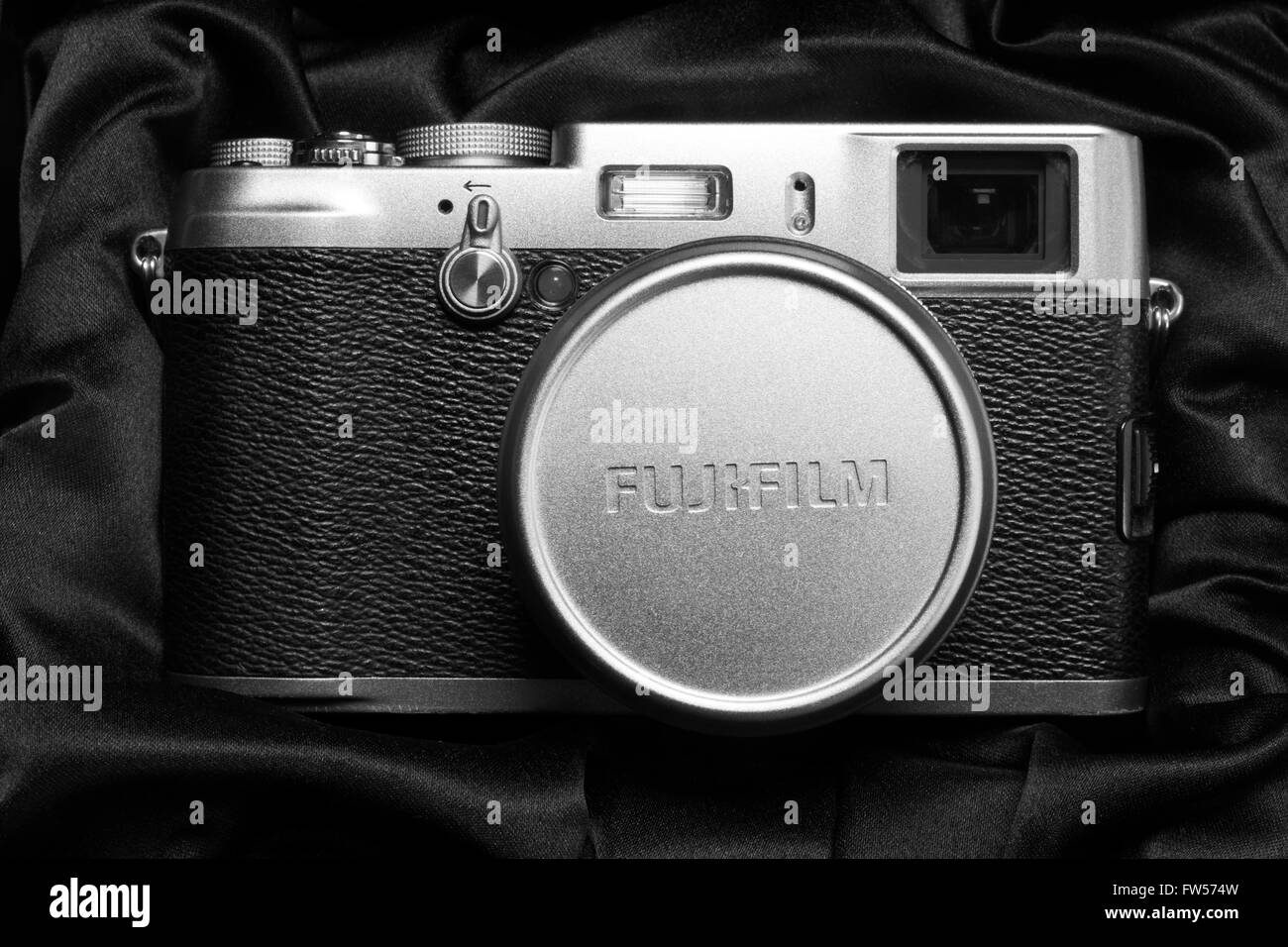 Fuji X100 fotocamera digitale compatta Foto Stock