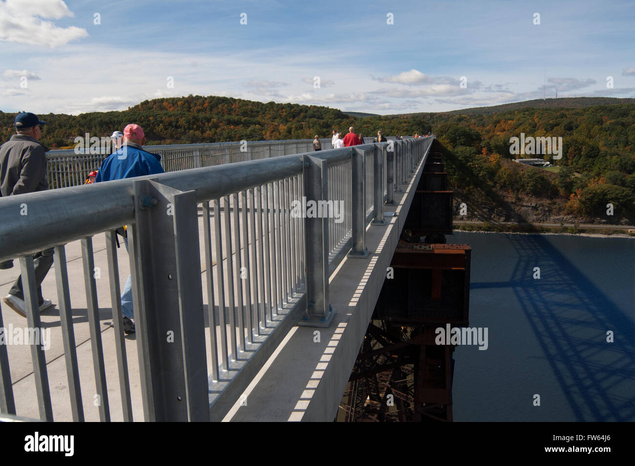 La passerella su Hudson, Fiume, bridge, turisti, visite turistiche, vista, Vista, caduta, New York, stato, parchi, Foto Stock