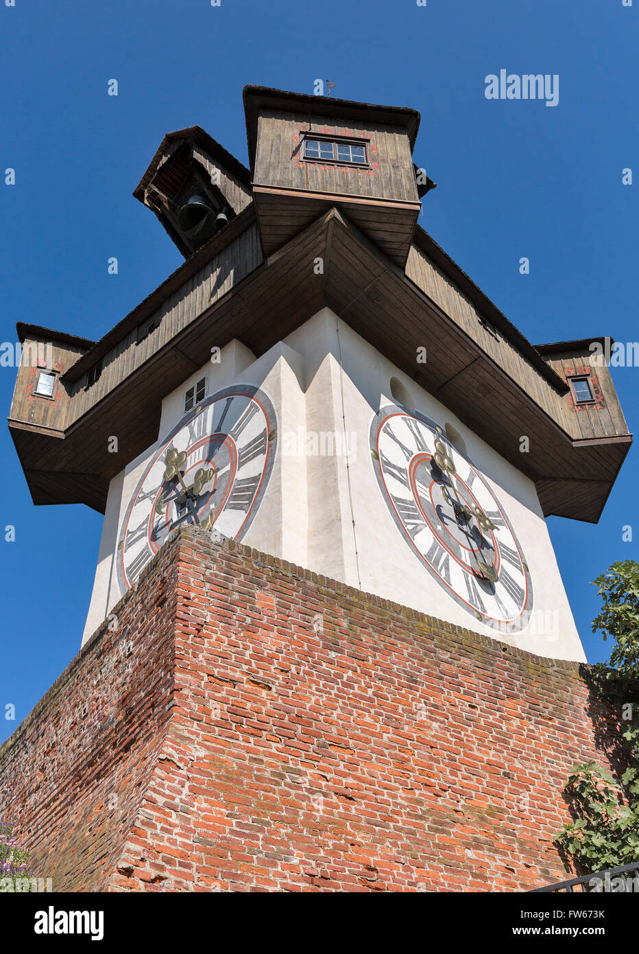 Vecchia Torre dell orologio Uhrturm sul Schlossberg fortezza a Graz, Austria Foto Stock