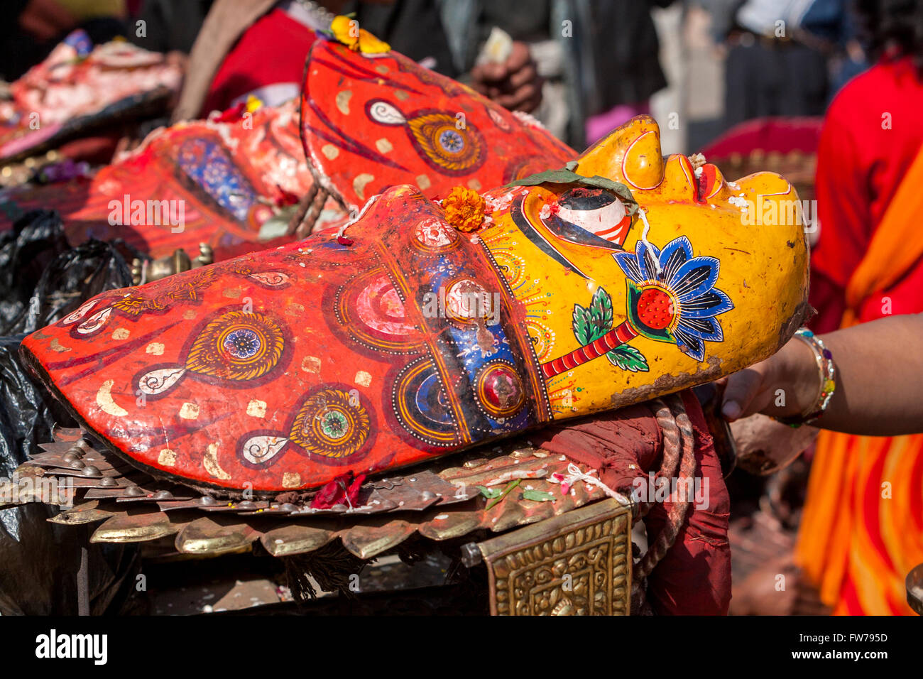 Bhaktapur, Nepal. Indù maschera cerimoniale. Foto Stock