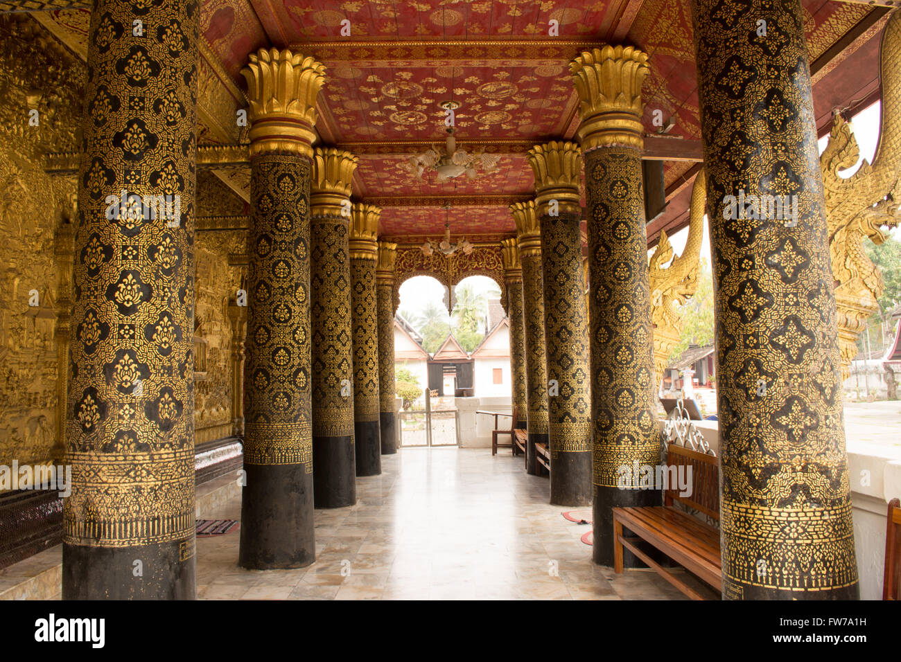 Questa immagine mostra un dettaglio Wat, polo, in Wat Mai (Luang Prabang, Laos) Foto Stock