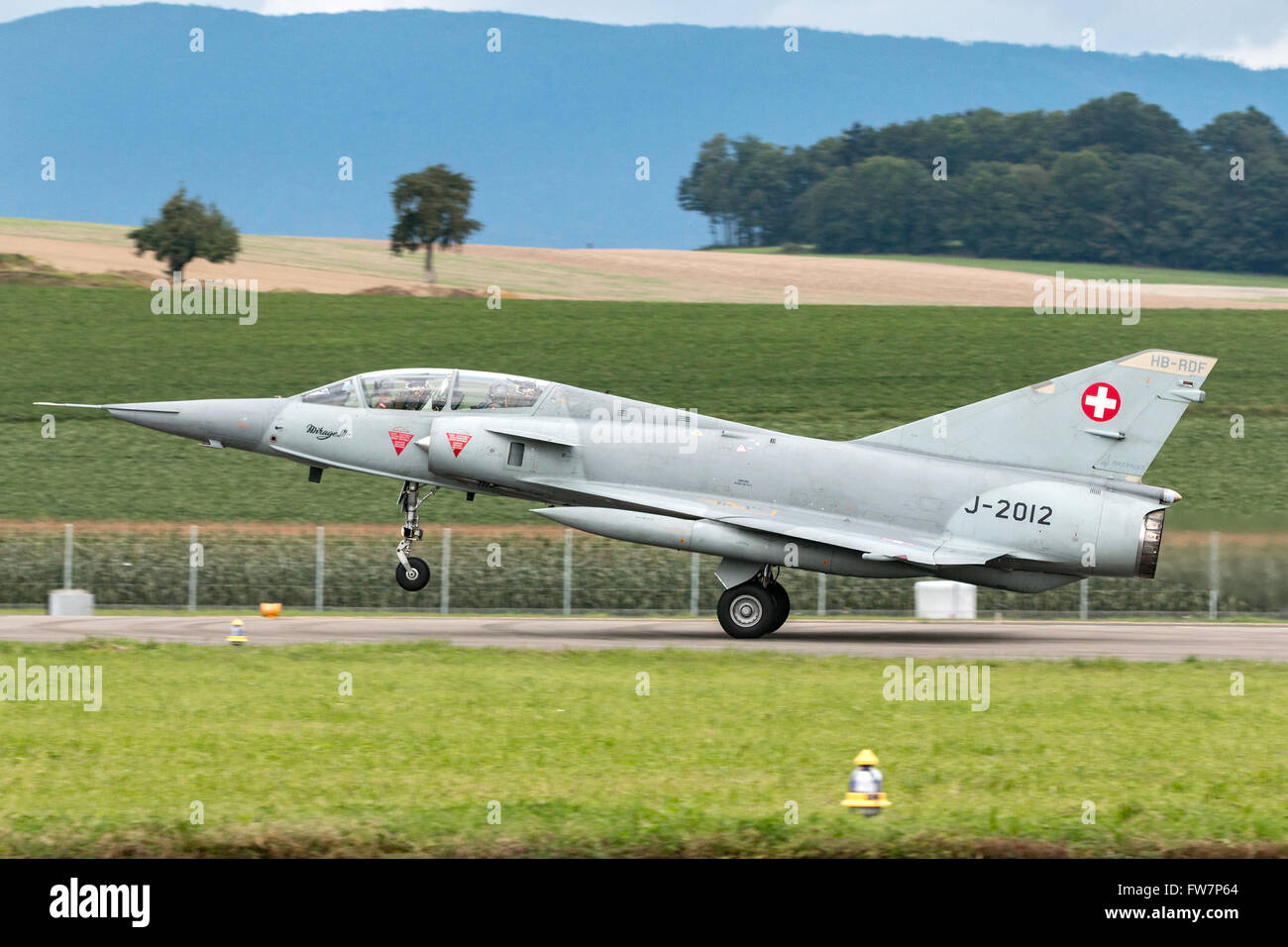 Dassault Mirage III DS Fighter Aircraft in Swiss Air Force marcature (J-2012), il velivolo porta la registrazione civile HB-RDF Foto Stock