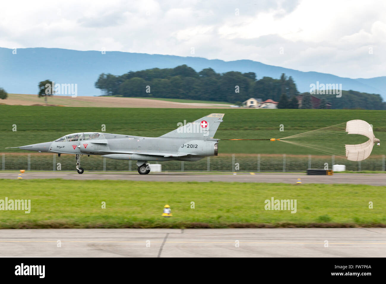 Dassault Mirage III DS Fighter Aircraft in Swiss Air Force marcature (J-2012), il velivolo porta la registrazione civile HB-RDF Foto Stock
