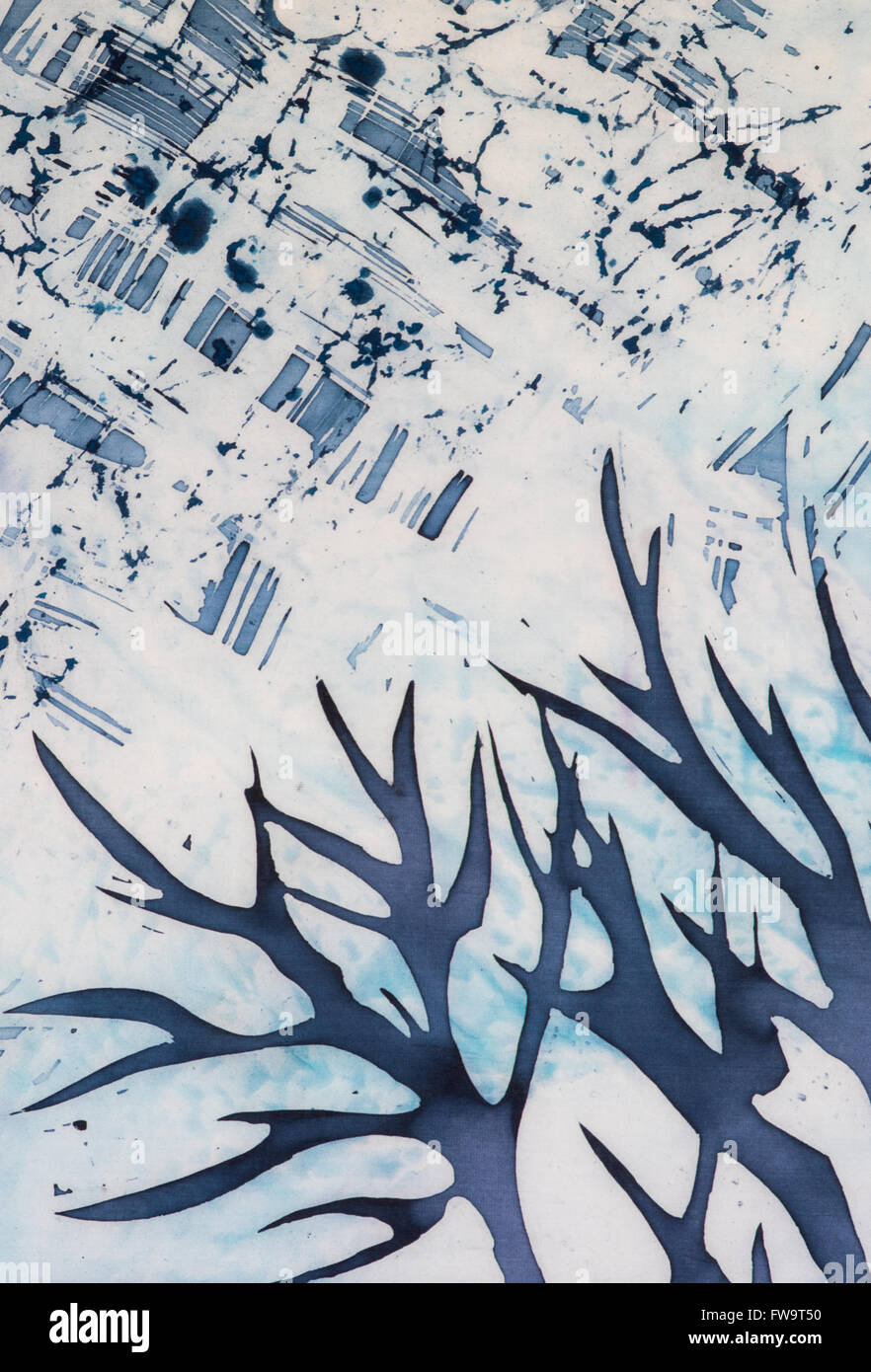 Le corna di cervo, blue tree, turchese, hot batik, texture di sfondo, fatta a mano su seta, astratta e surrealismo arte Foto Stock