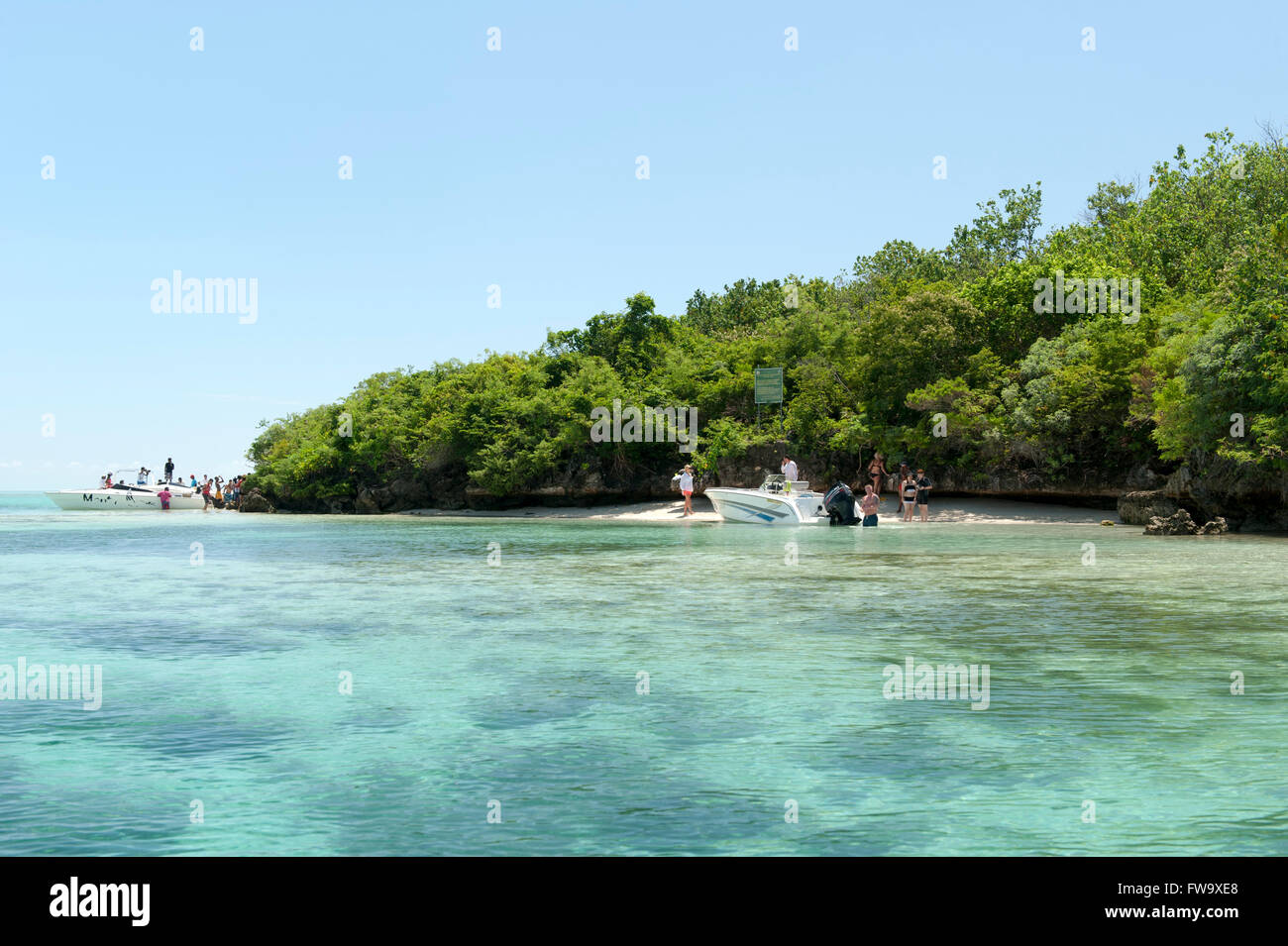 I turisti in visita a Ile aux egrette off costa sud est di Mauritius. Foto Stock