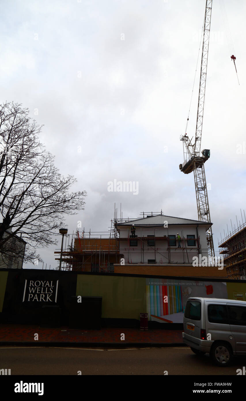Royal Wells Park housing development costruzione sul sito della ex Kent e Sussex hospital, Tunbridge Wells, Kent, Inghilterra Foto Stock