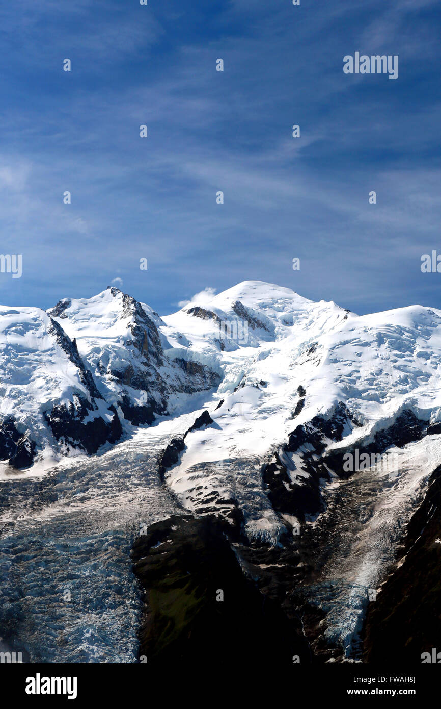 Mont Blanc Mountain visto dall'Aiguille du Midi, Chamonix, Alta Savoia, Francia. Foto Stock