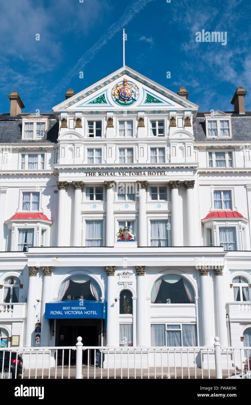 Parte anteriore del James Burton progettato Royal Victoria Hotel sul lungomare a St Leonards-on-Sea, East Sussex Foto Stock