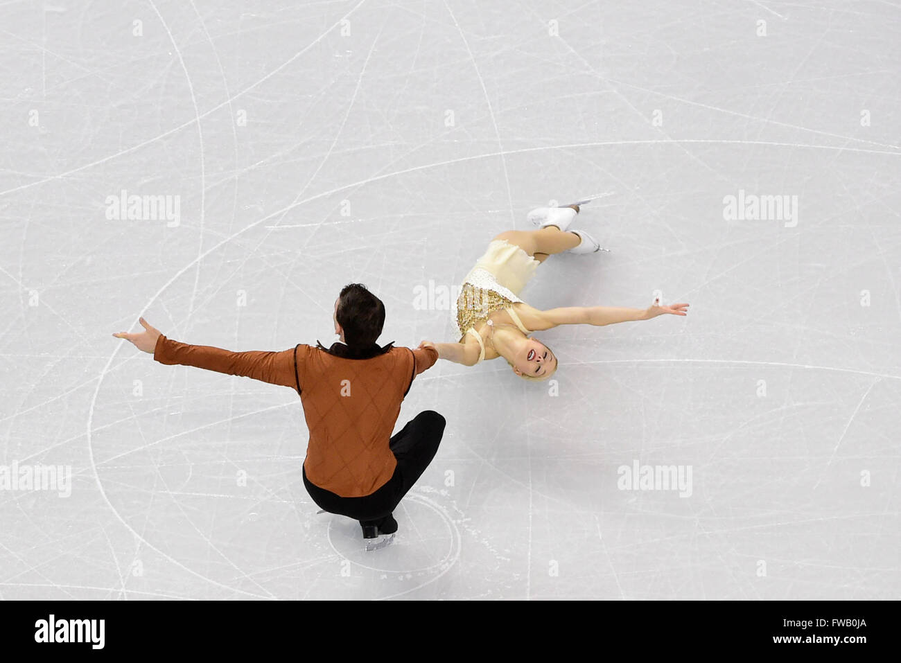 Sabato, 2 Aprile 2016: Alexa Scimeca e Chris Knierim (USA) pattino in coppie di Free Skate programma presso il pattinaggio internazionale europea del campionato mondiale tenutosi a TD Garden di Boston, Massachusetts. Eric Canha/CSM Foto Stock