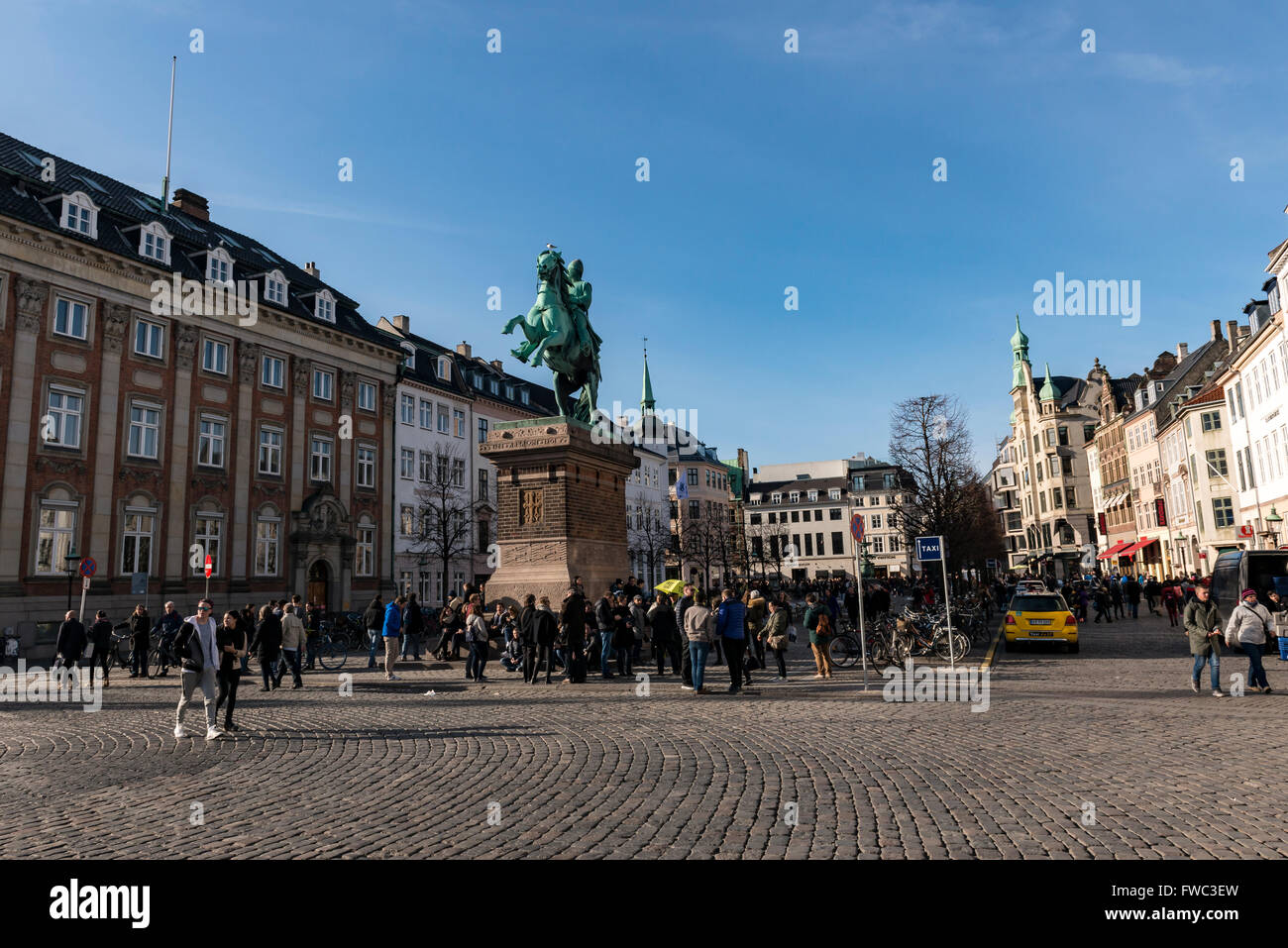 Statua del vescovo Absalon Foto Stock