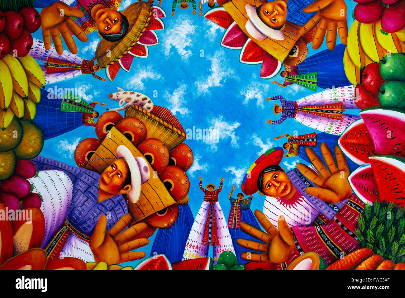 "Birds Eye" di Antonio Coché. Galleria d'Arte 'Chiya' a San Juan La Laguna, Sololá, Guatemala. Maya tradizionale arte pittorica Santi Foto Stock