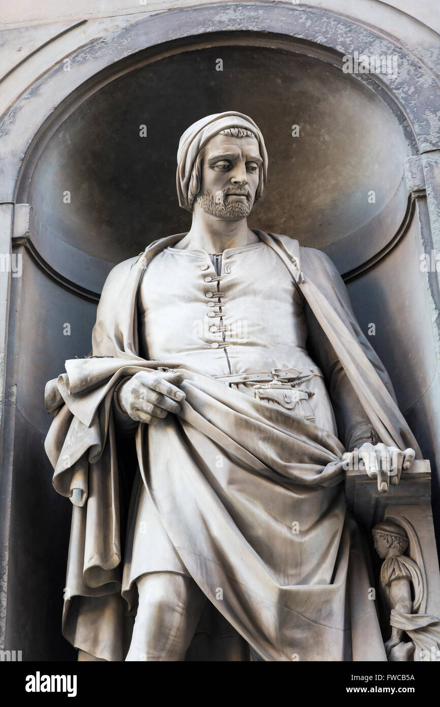 Firenze, Provincia di Firenze, Toscana, Italia. Statua di scultore italiano Nicola Pisano, anche chiamato Niccolò Pisano Foto Stock