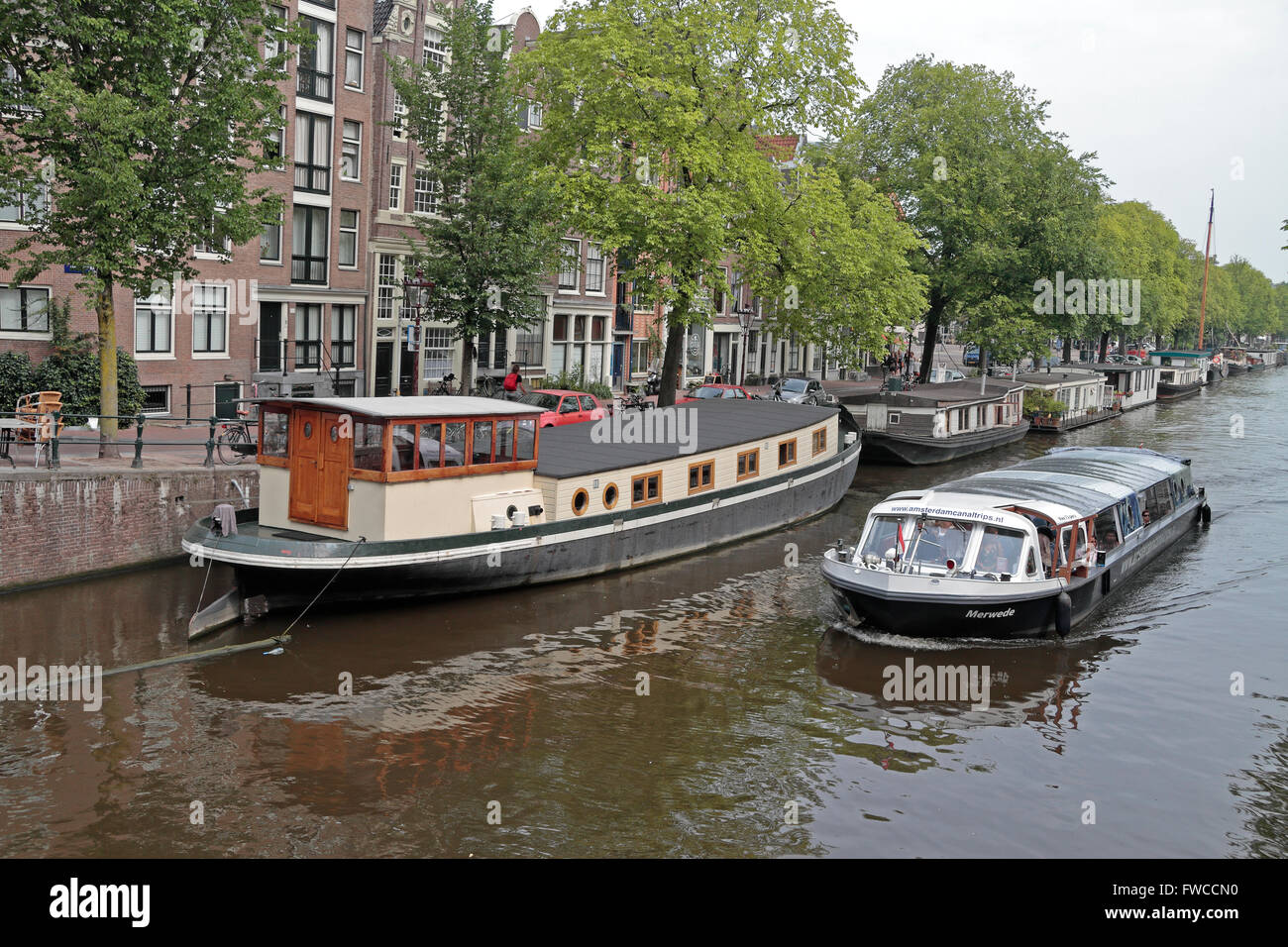 Generale vista sul canale di Amsterdam, Paesi Bassi. Foto Stock