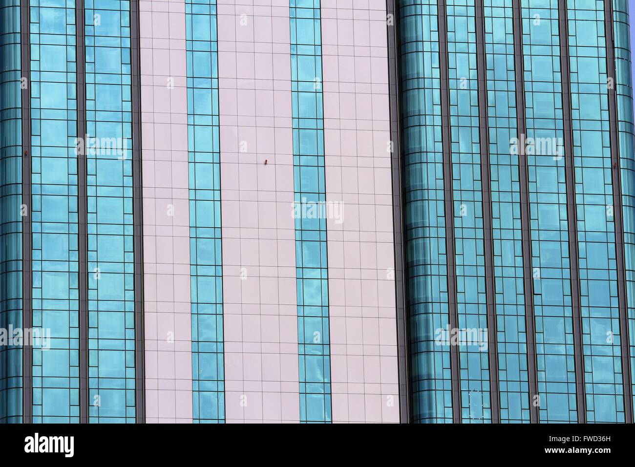 Vista ravvicinata di Times Square facciata in vetro, a Saigon, Vietnam, Asia Foto Stock
